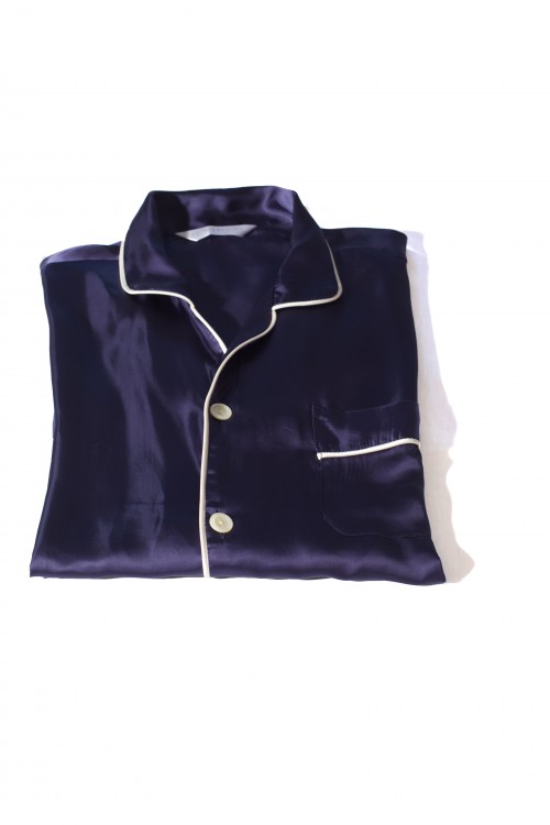 PIJAMA AZUL MARINO CON VIVO EN BLANCO