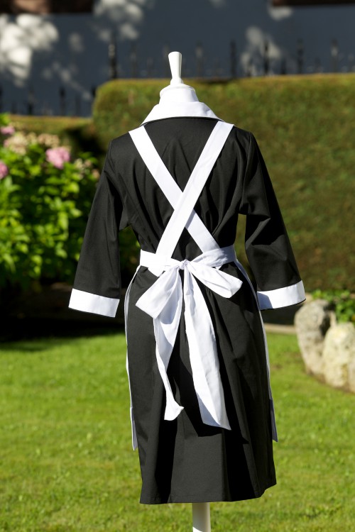 Uniforme de servicio clásico blanco y negro HOME&HOPE MADRID