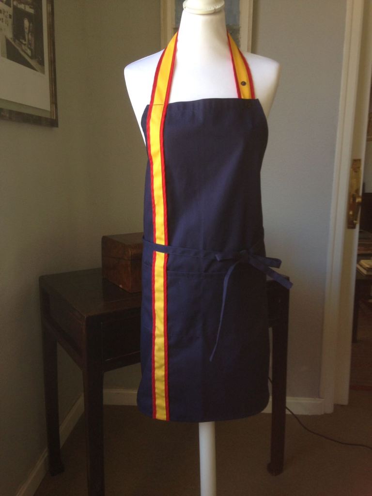 Delantal AZUL MARINO ESPAÑA- HOME&HOPE MADRID