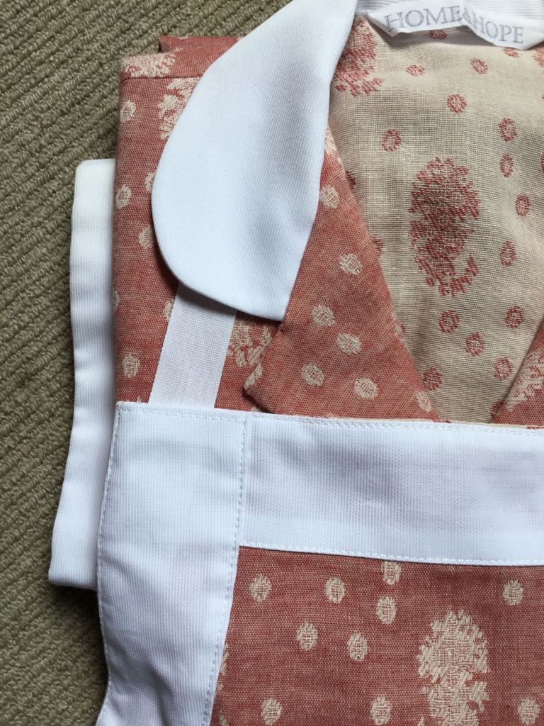 Uniforme empleada hogar HOME&HOPE MADRID