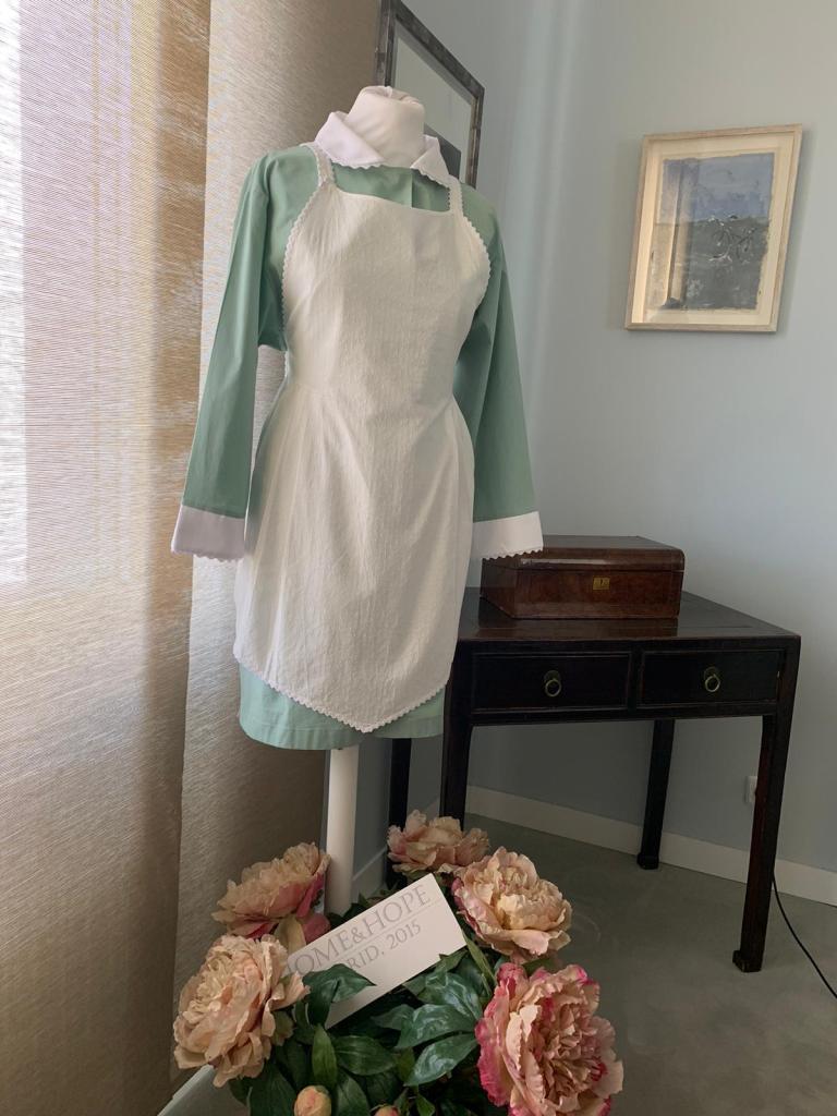 Uniforme para empleada del hogar HOME&HOPE MADRID