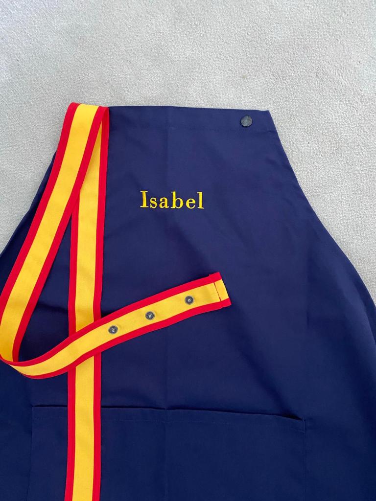 Delantal con bandera de España personalizado con nombre, HOME&HOPE MADRID